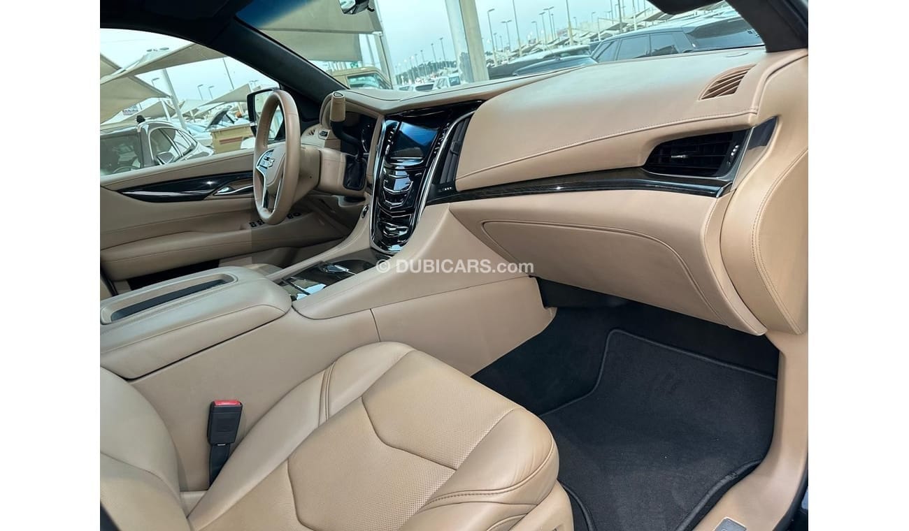 Cadillac Escalade Cadillac Escalade Platinum XLGcc2018_Excellent_Condition _Full option