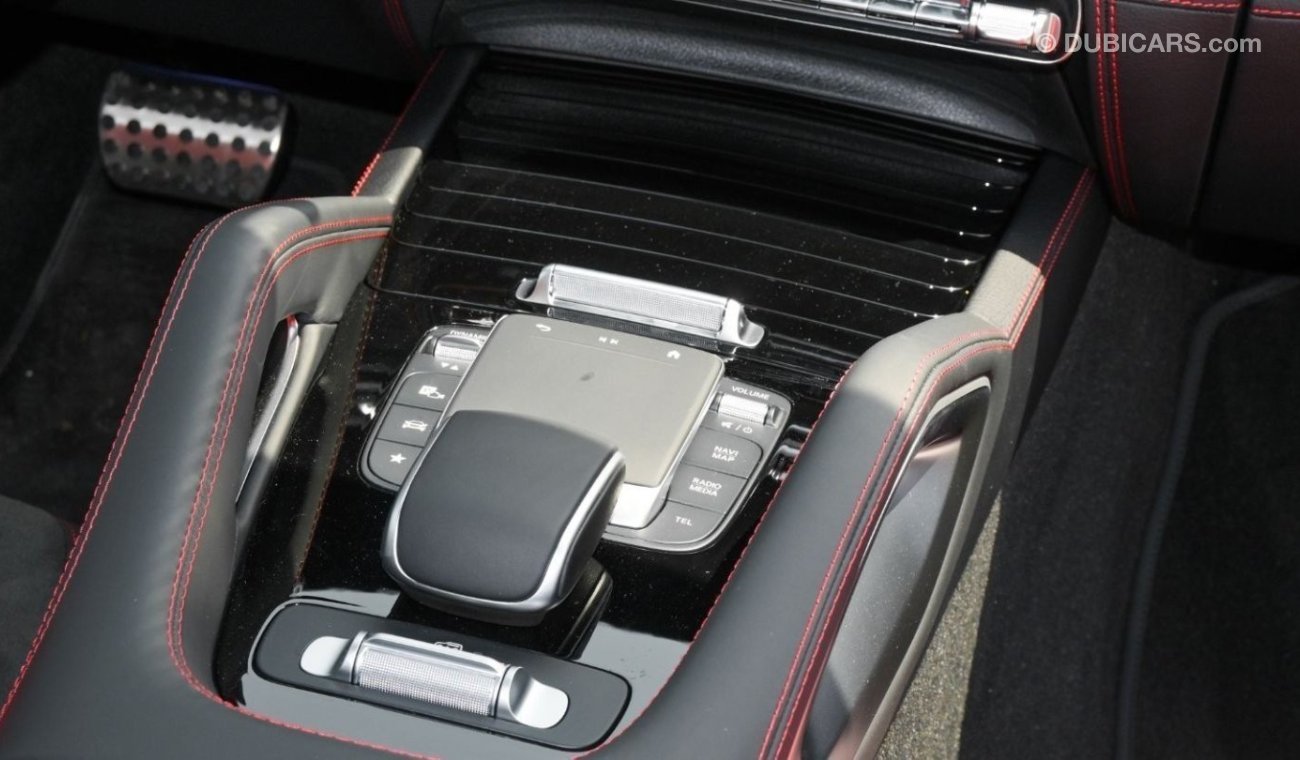 مرسيدس بنز GLE 53 Mercedes-Benz GLE53 AMG Coupe, 22" Alloy Wheels, Carbon Package, New Facelift | 4Matic+ | 2024