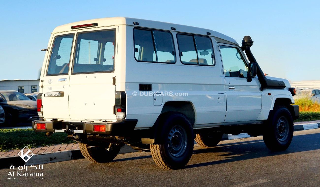 Toyota Land Cruiser Hard Top 4.0L V6 | LC78 | 4WD | Power Mirror | Snorkel