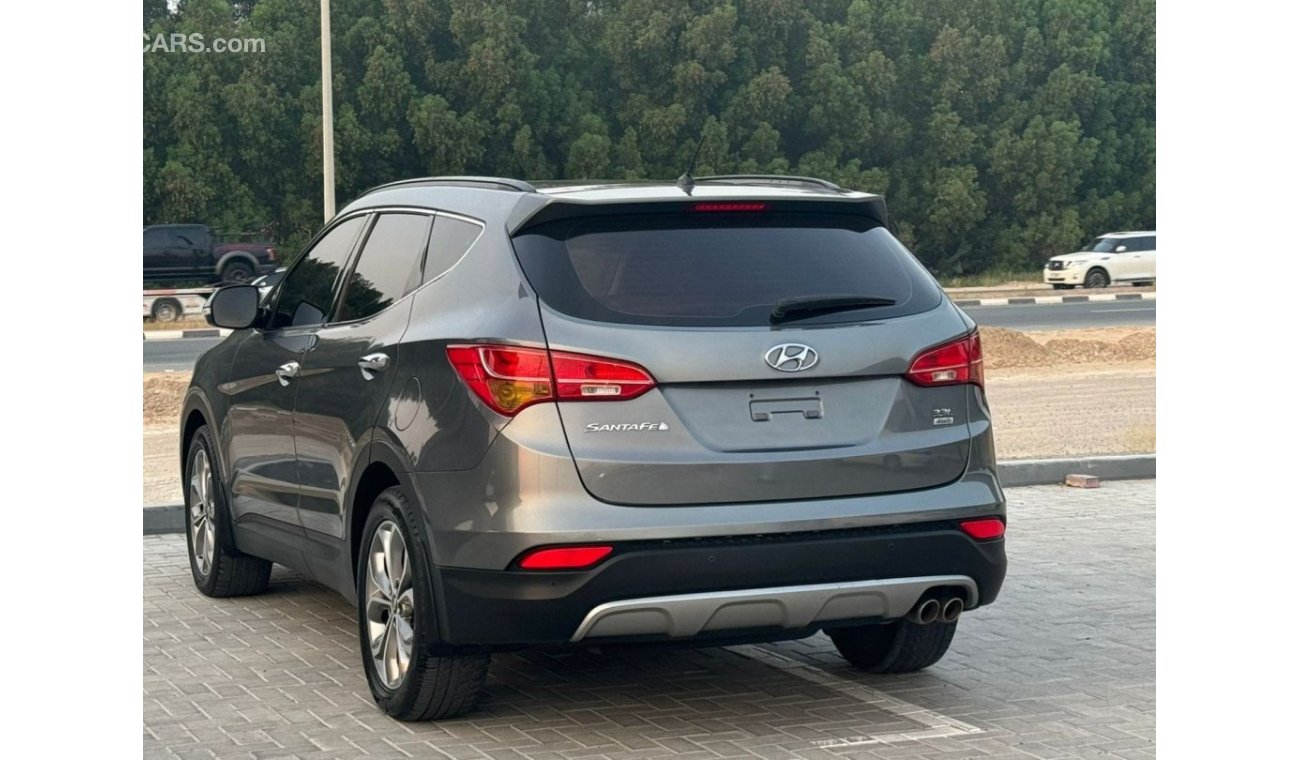 Hyundai Santa Fe GLS Top In excellent condition and requires no expenses