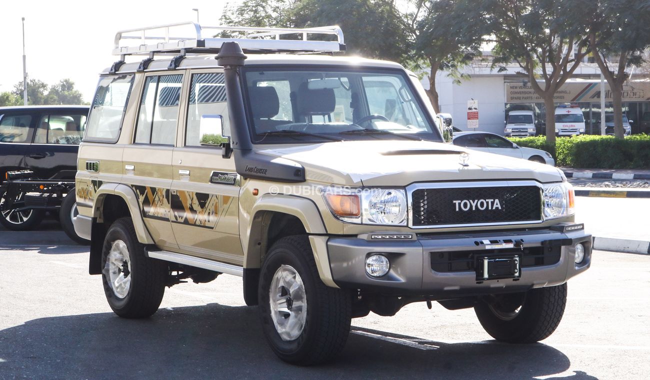 Toyota Land Cruiser Hard Top LX V8