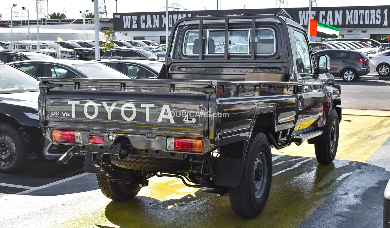 Toyota Land Cruiser Pick Up LX 4.0L V6 Petrol Single Cabin Auto transmission