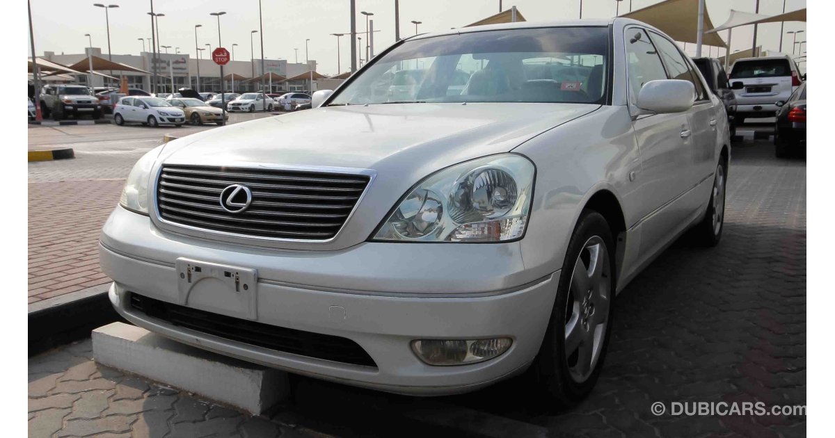 Lexus LS 430 for sale: AED 30,000. White, 2003