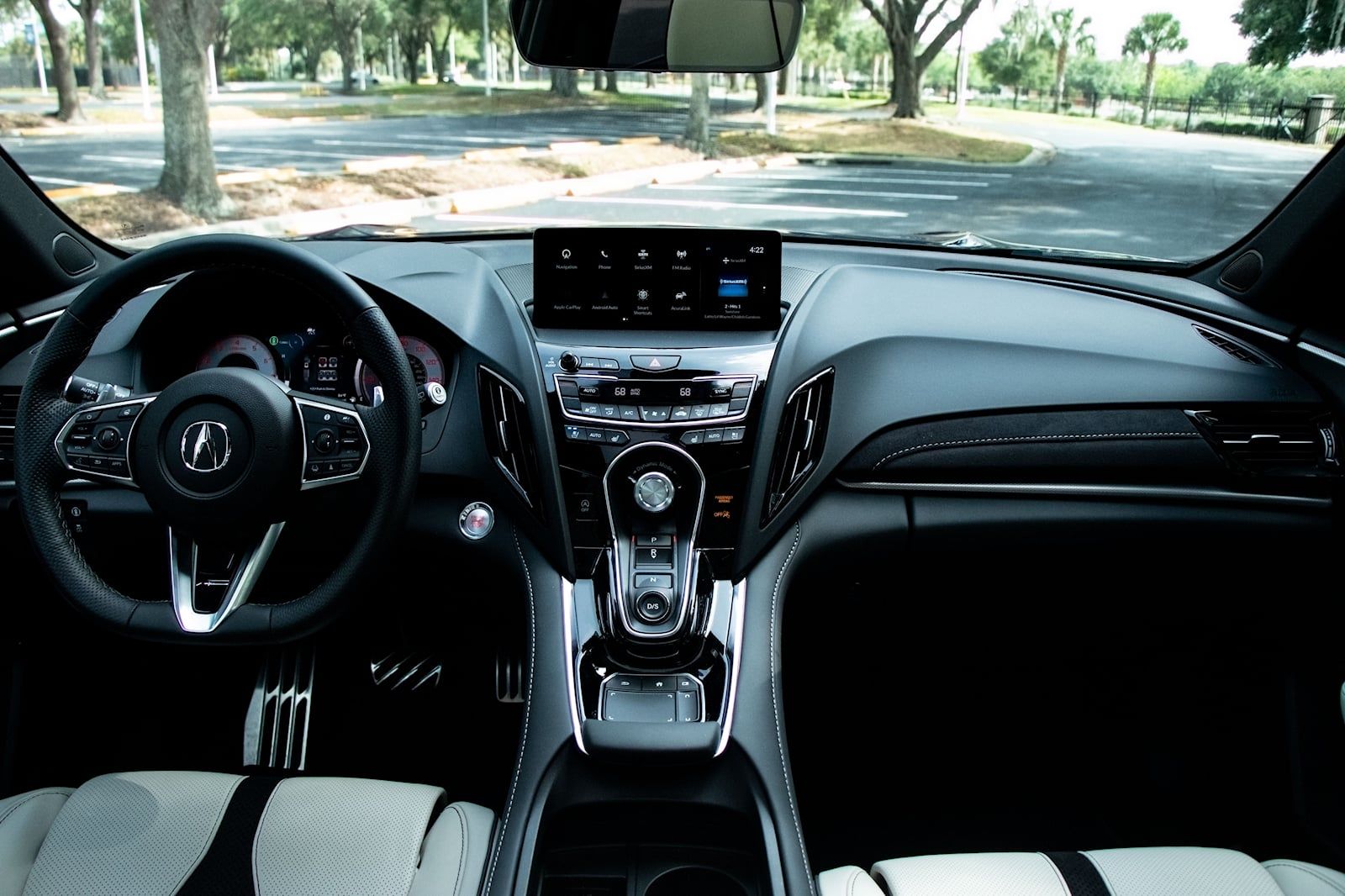 Acura RDX interior - Cockpit