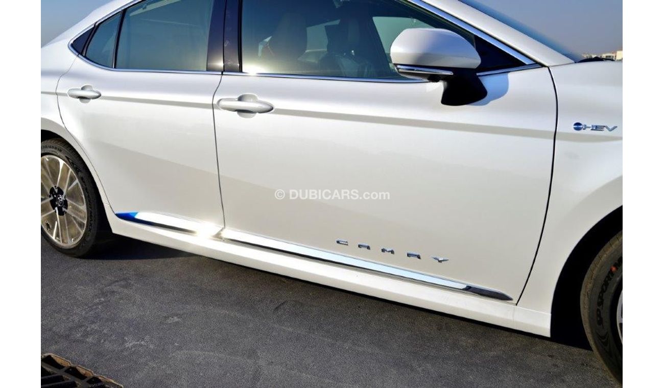 تويوتا كامري 2025 TOYOTA CAMRY HYBRID LUMIERE 2.5L PETROL 5-SEATER AUTOMATIC