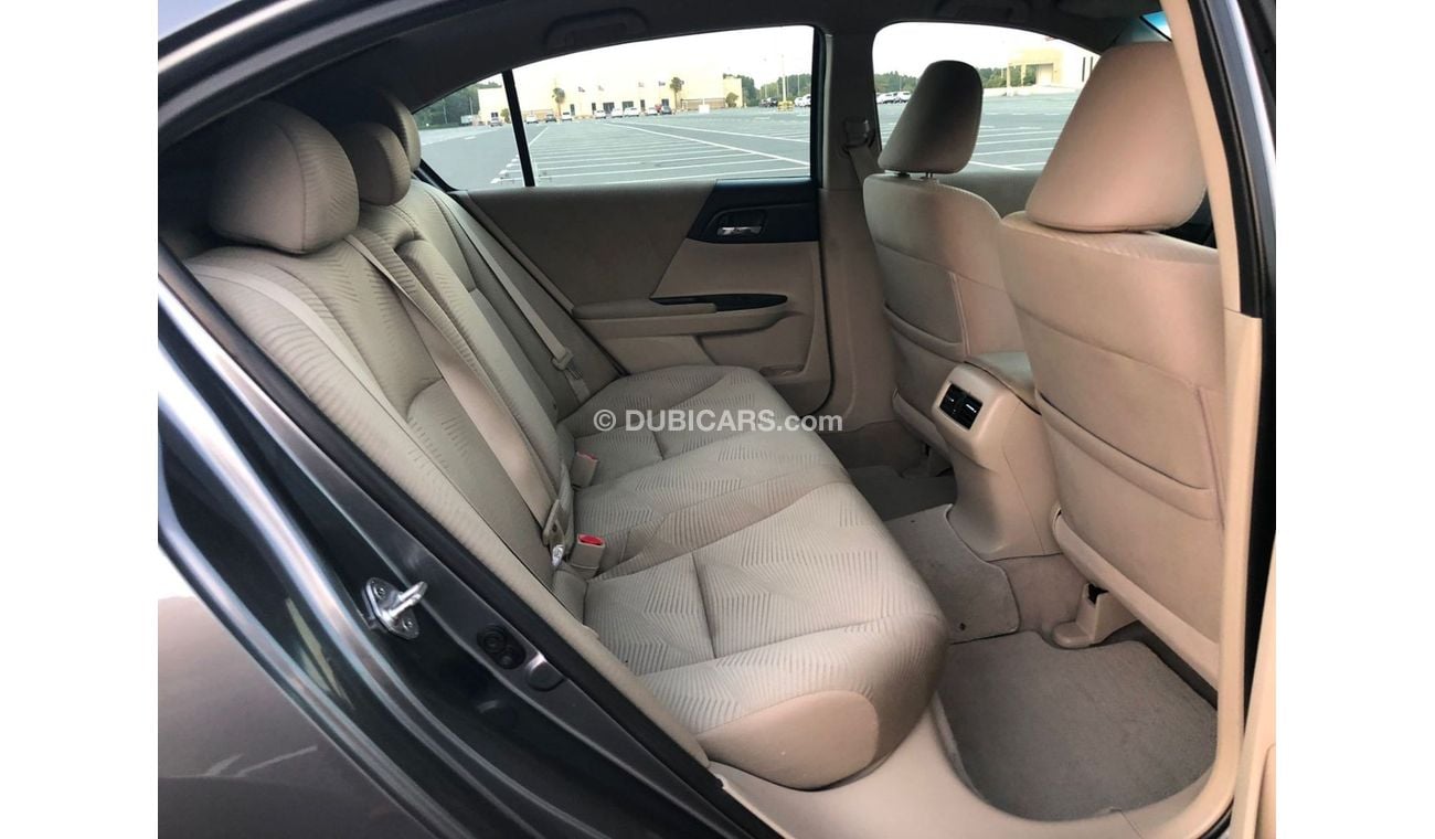 Honda Accord LX MODEL 2016 GCC car perfect condition inside and outside full original paint