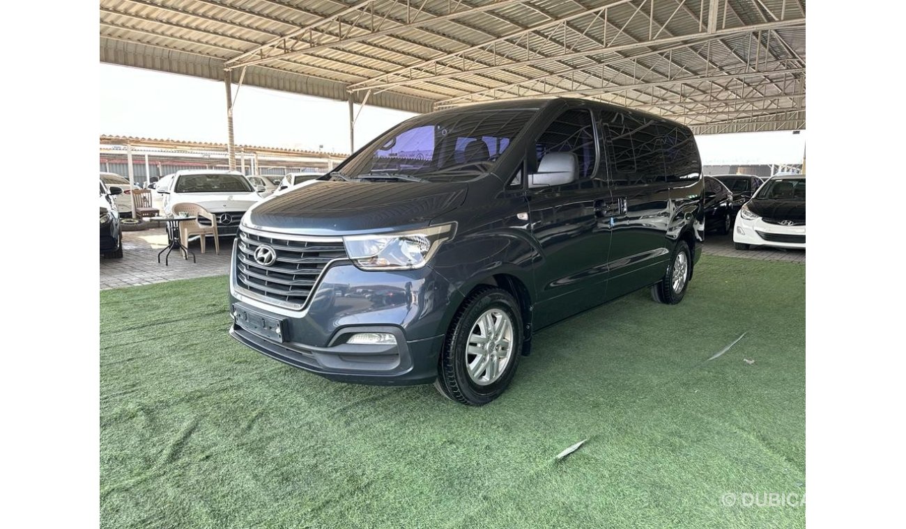 Hyundai H1 Starex