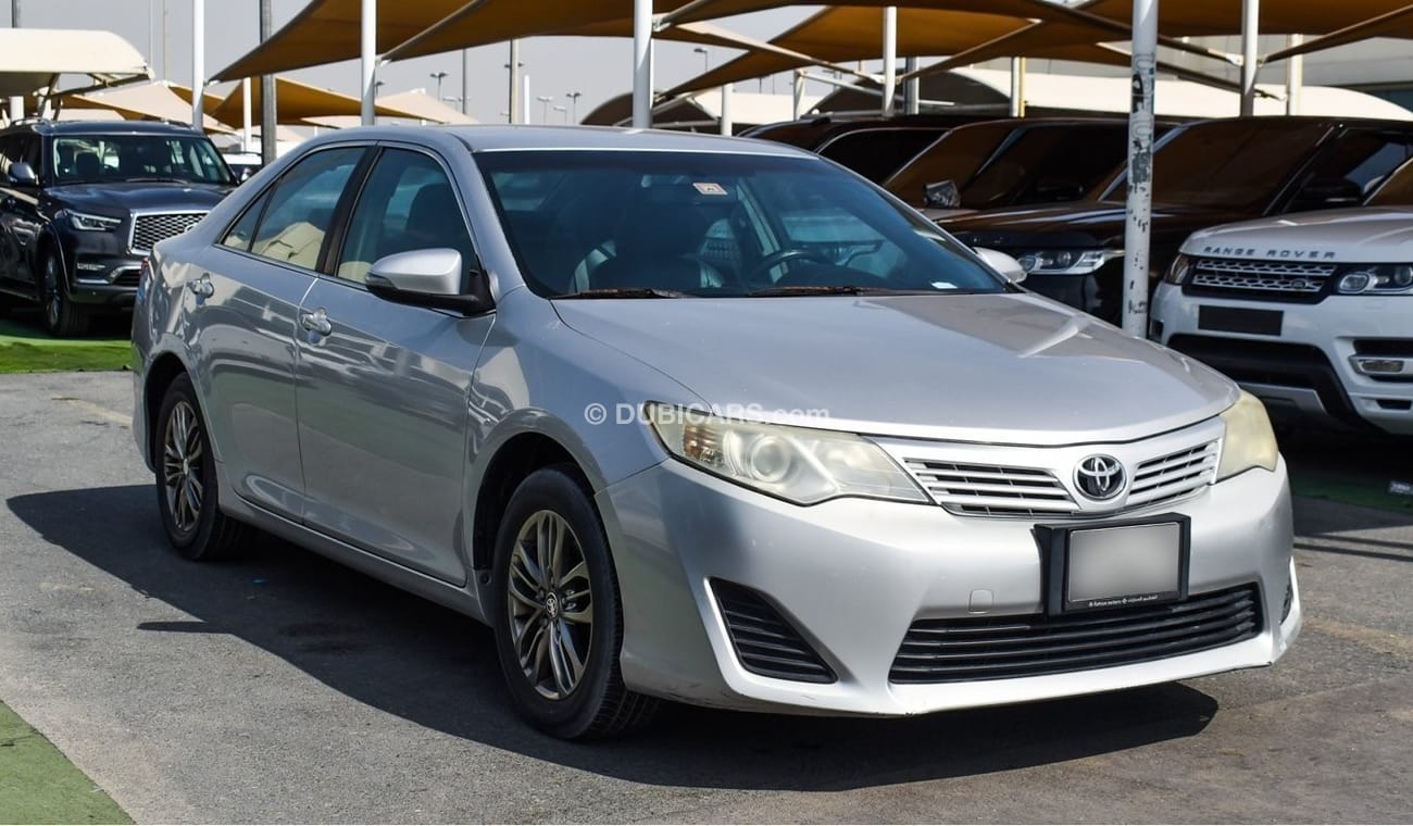 Toyota Camry S