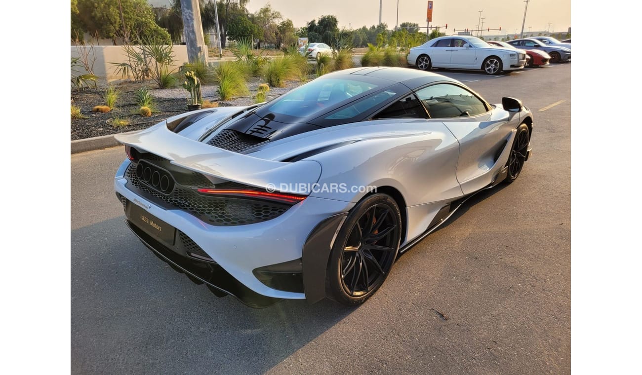 مكلارين 765LT 2022 Brand New - 1 of 765 units only made