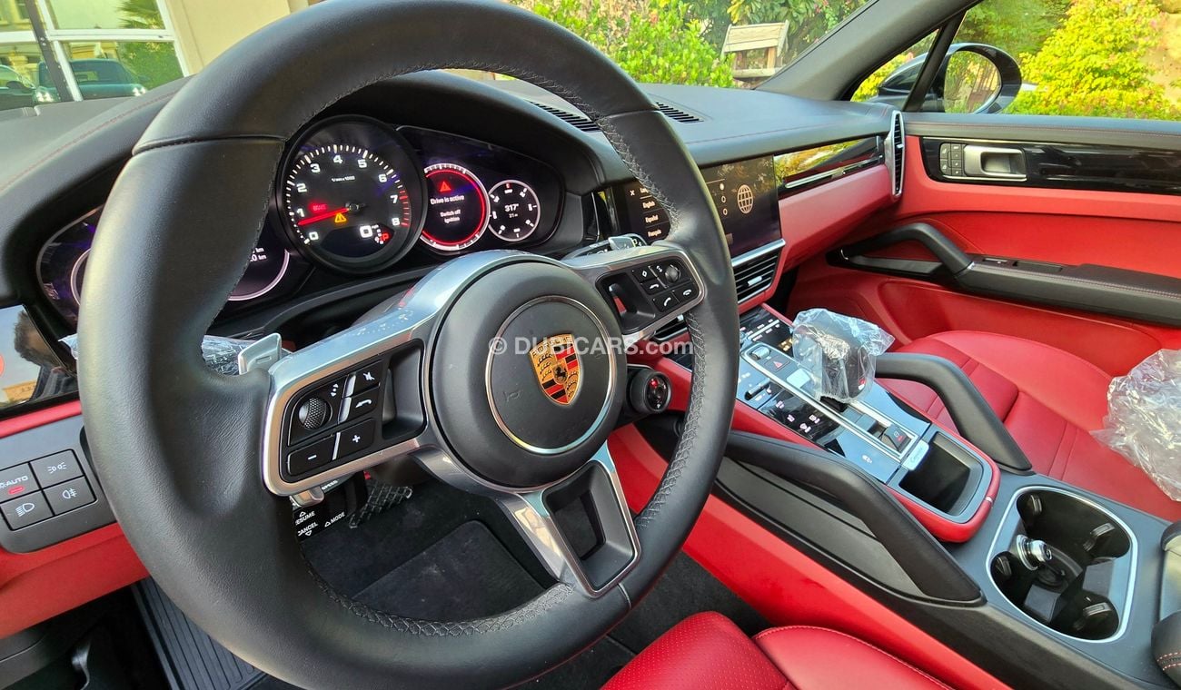 Porsche Cayenne panoramic