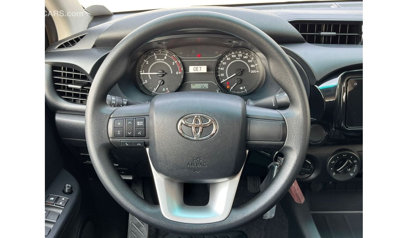 تويوتا هيلوكس HILUX DC PICKUP 2.4L DSL BASIC