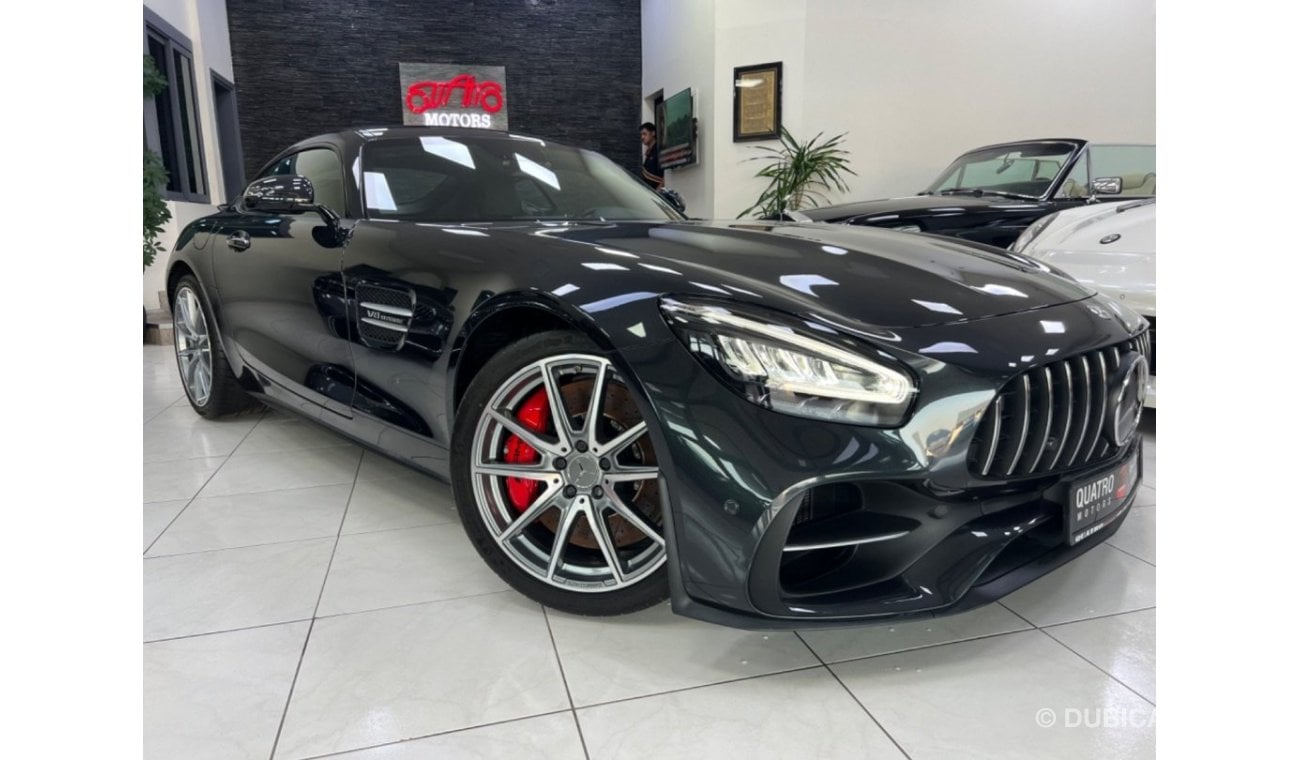 مرسيدس بنز AMG GT S