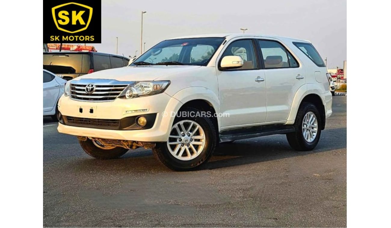 Toyota Fortuner V4 GCC/ 4WD/ LOW MILEAGE/ SINGLE OWNER/ NON ACCIDENT/ EXCELLENT CONDITION/ LOT# 65624