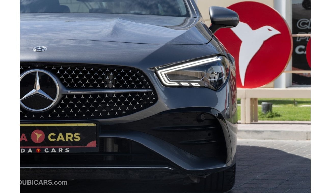 مرسيدس بنز CLA 250 Premium + 2.0L Mercedes-Benz CLA250 2024 GCC under Agency Warranty with Flexible Down-Payment.