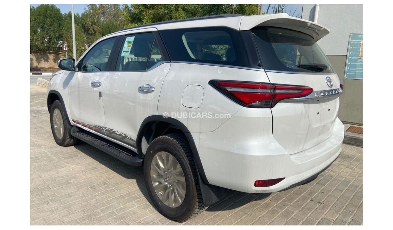 تويوتا فورتونر TOYOTA FORTUNER 4.0L 4x4 V6 HI 6 cylnders automatic