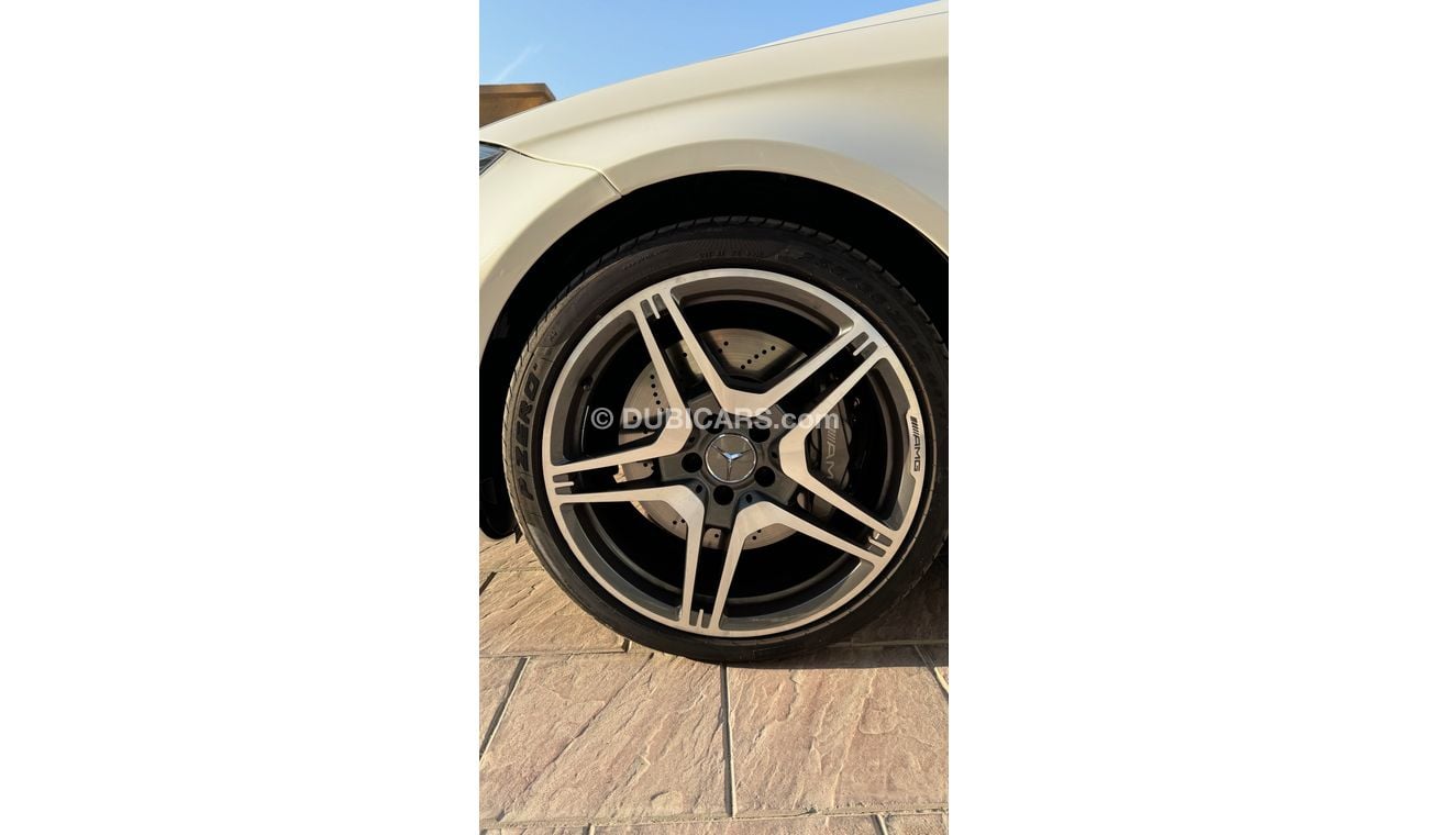 مرسيدس بنز CLS 500