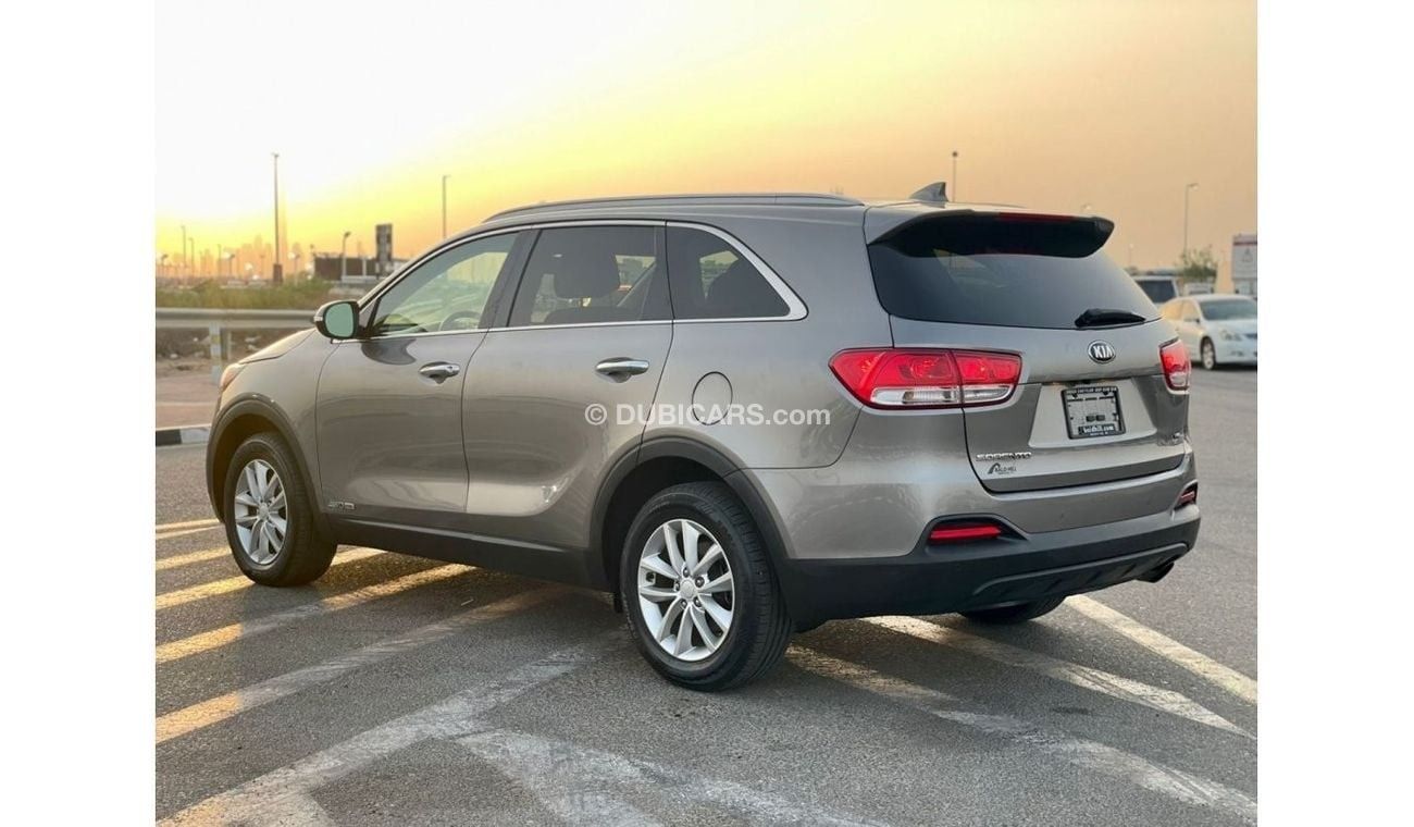 Kia Sorento 2017 Kia Sorento LX Premium 3.3L V6 - 4x4 AWD - 7 Seater - Sensor & Rear CAM - 130,000 Mileage