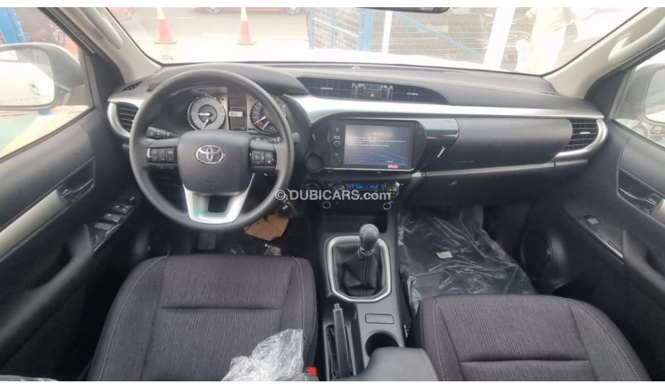 Toyota Hilux 2.4  deseil manual gear D/C  4X4  DOUBLE AC  2023  MODEL