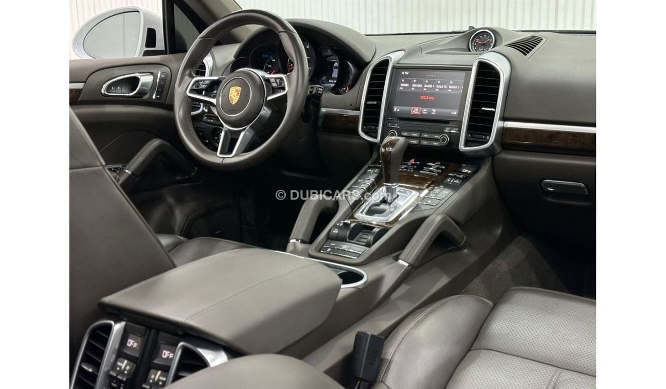 Porsche Cayenne 2018 Porsche Cayenne Platinum Edition, Warranty, Full Service History, Excellent Condition, GCC