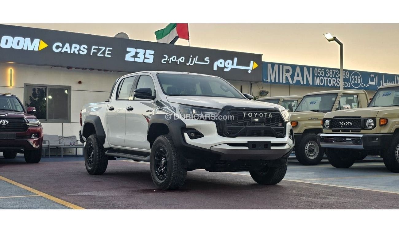 تويوتا هيلوكس GR SPORT 4.0Ltr 4WD A/T 2024 5 Seats 4 Door MY2024 GCC Specs