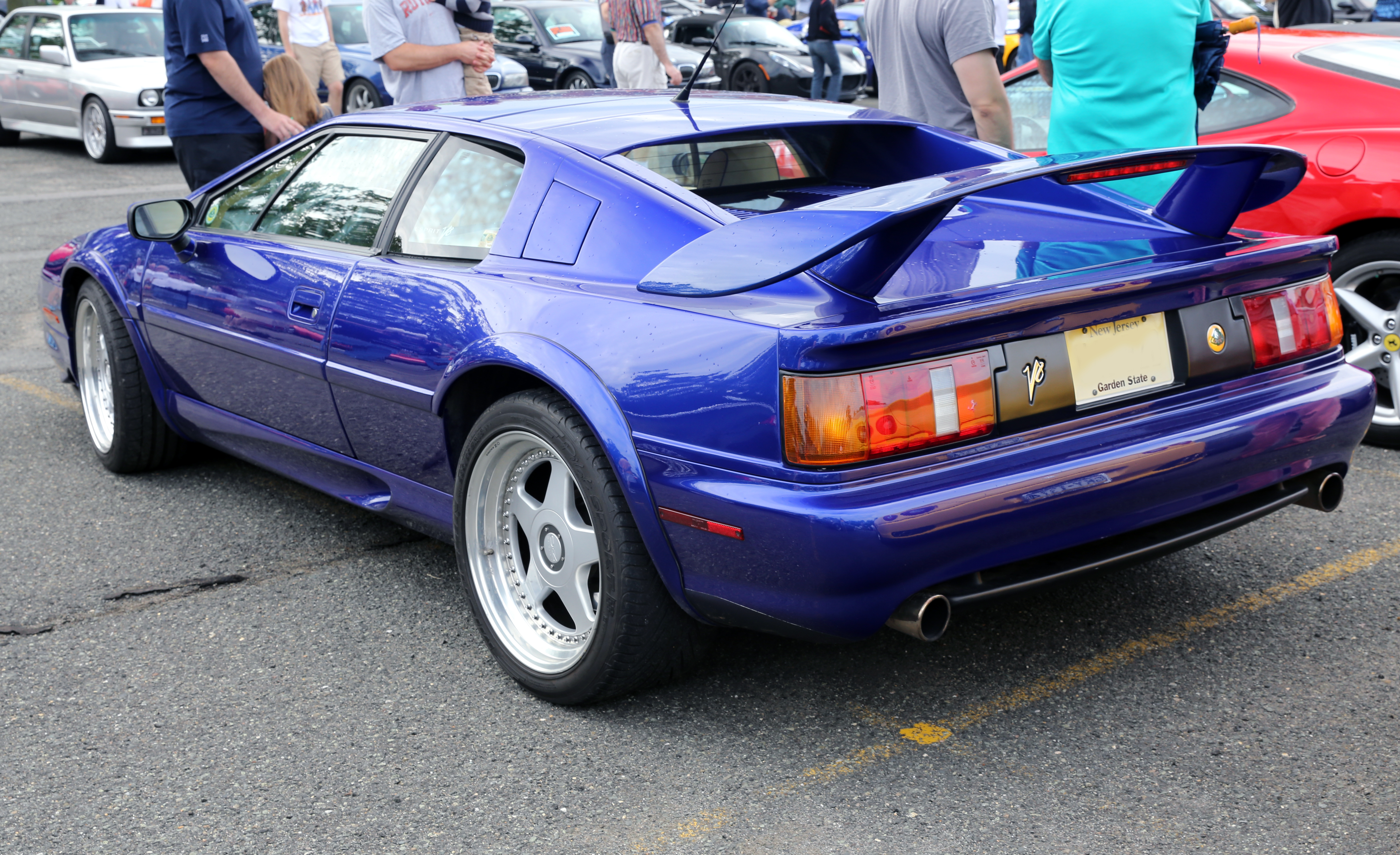 Lotus Esprit exterior - Rear Right Angled