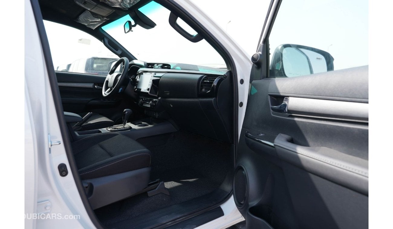 Toyota Hilux 2024 Toyota Hilux 4x4 DC 2.8 ADVENTURE-Z - White Pearl inside Black | Export Only