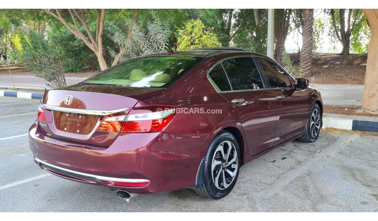 Used Honda Accord EX 2016 for sale in Sharjah - 556014