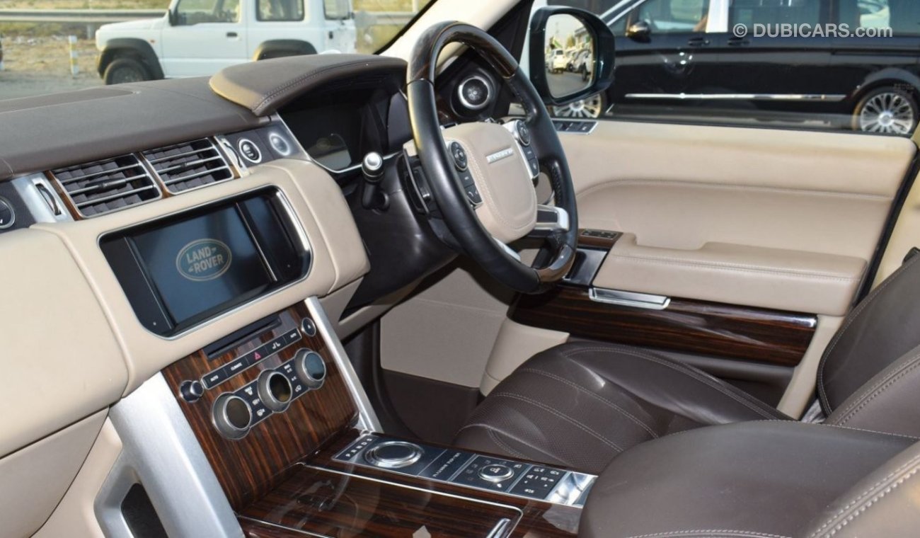 لاند روفر رينج روفر (آخر) Range Rover Vogue