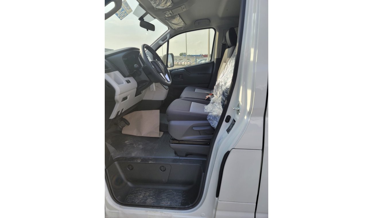 Toyota Hiace 3.5 CARGO STANDARD ROOF AUTOMATIC BRAND NEW