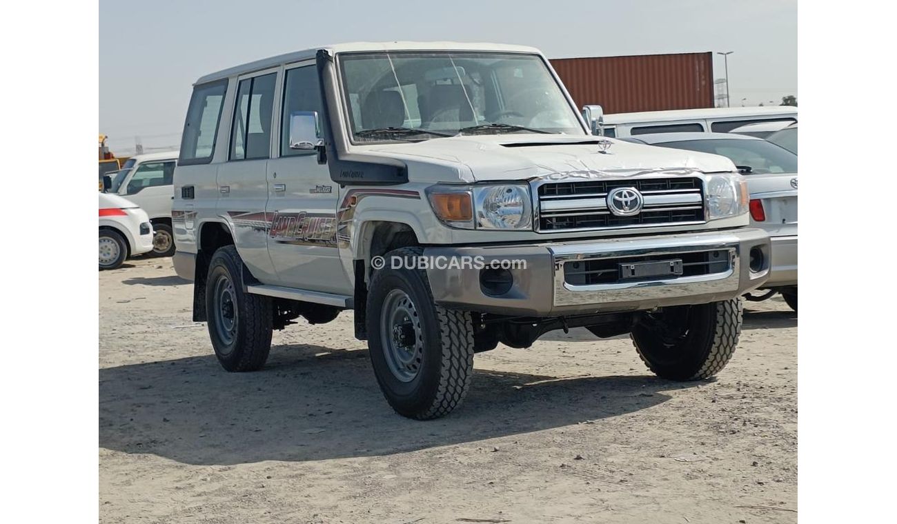 Toyota Land Cruiser Hard Top 4.5L V8 Diesel, M/T, Chrome Mirror With Wooden Interior (70 Series) 2023