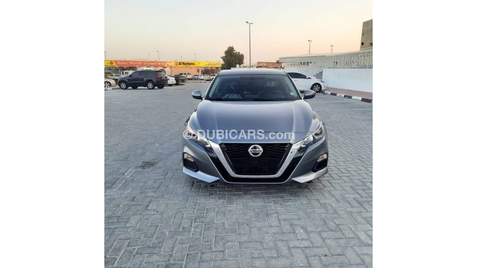 Used 2020 NISSAN ALTIMA 2020 for sale in Dubai - 599703