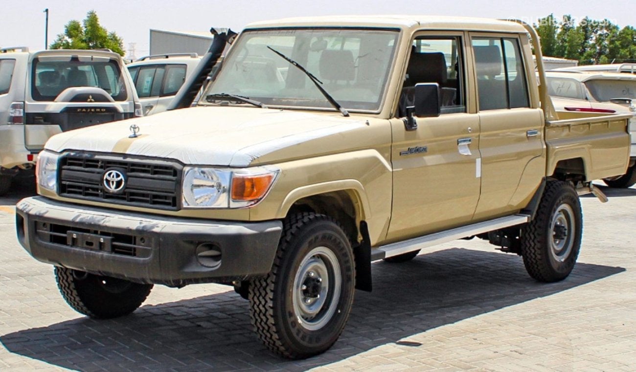 Toyota Land Cruiser Pick Up TOYOTA LAND CRUISER 70 4.2L DC MT