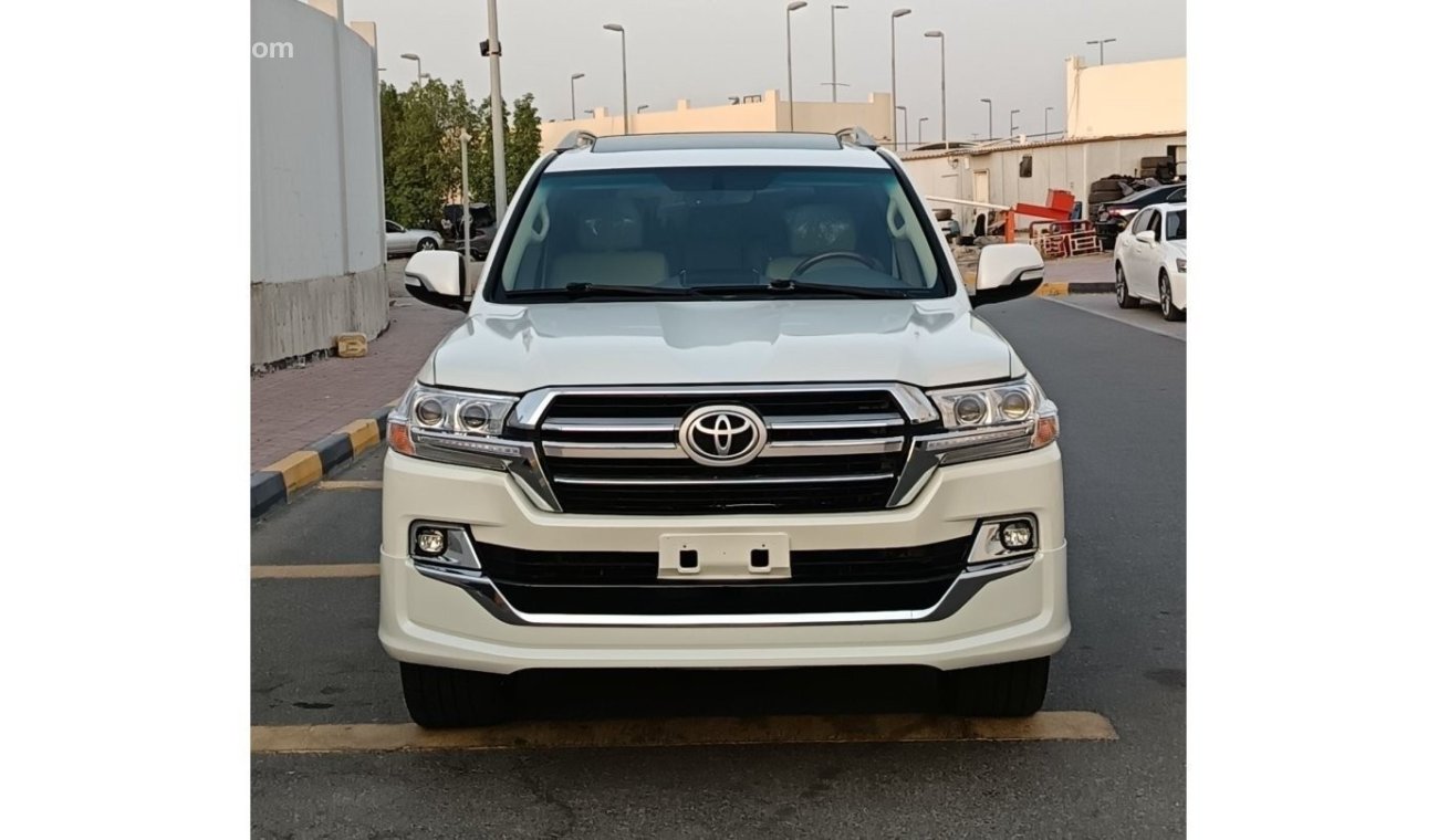 Toyota Land Cruiser v8 /5.7GXR