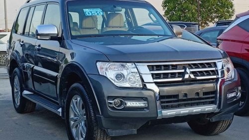 ميتسوبيشي باجيرو GLS/ 3.8 V6 4WD/  SUNROOF/ LEATHER ELECTRIC  SEATS/  DIFFLOCK/ FULL OPTION / LOT#17287