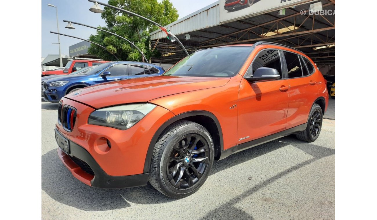 BMW X1 xDrive 18i Sport Line Bmw x1d 2015 full option