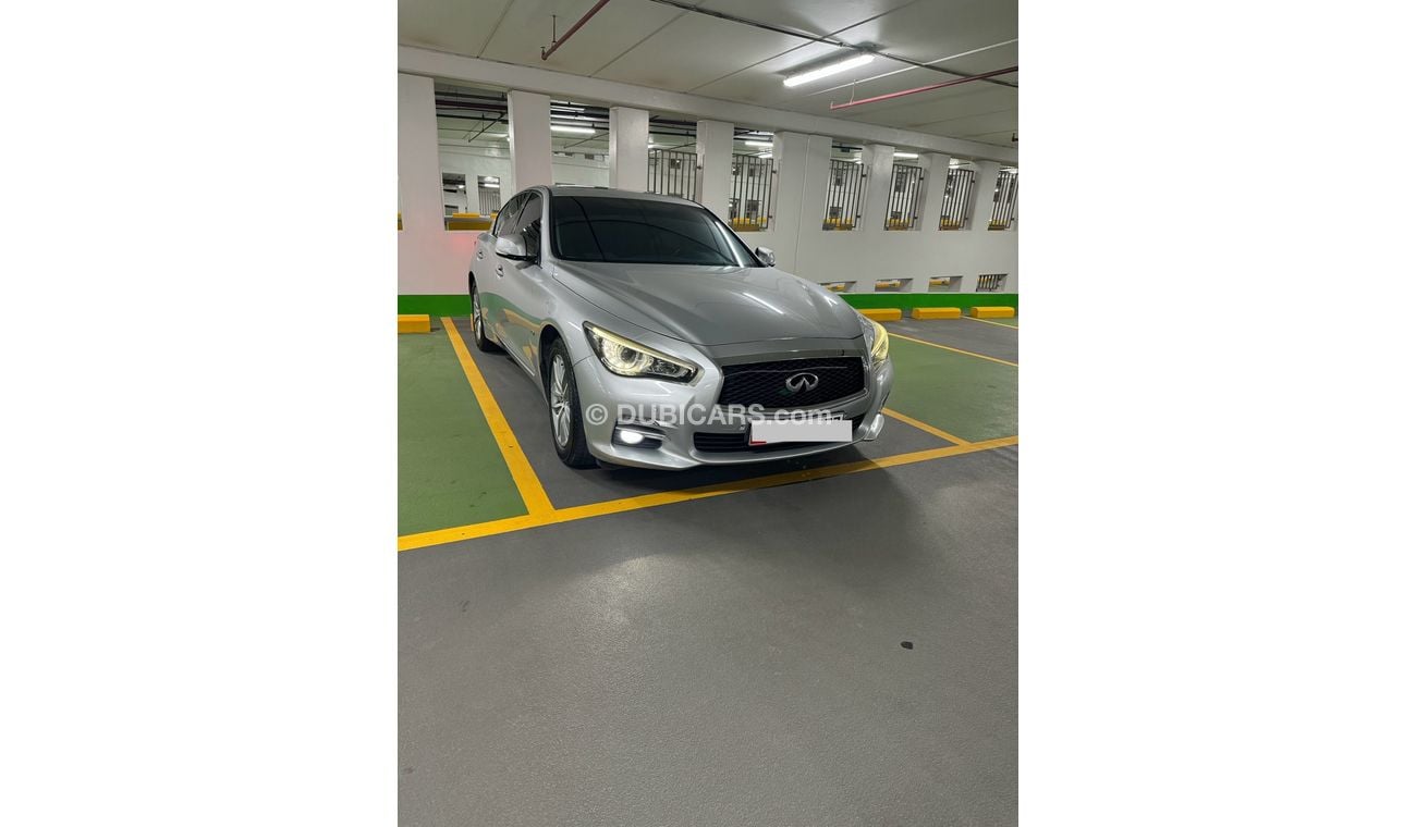 Infiniti Q50