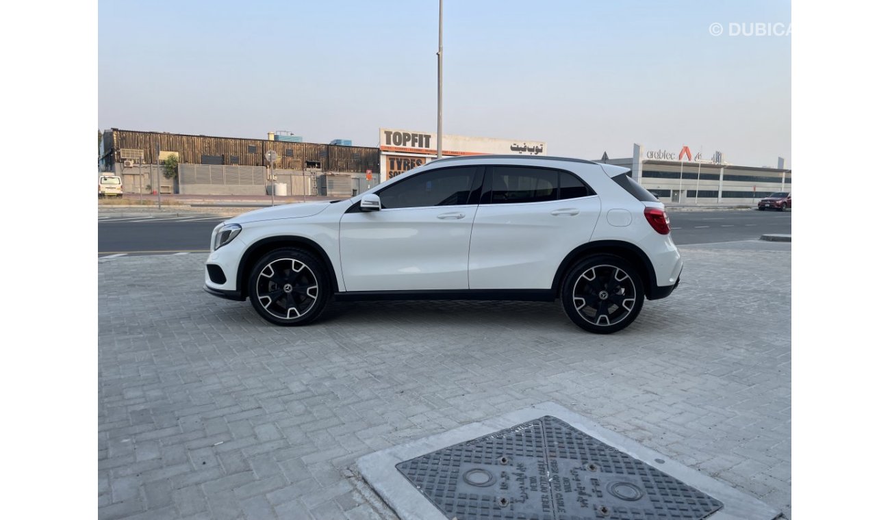 Mercedes-Benz GLA 250