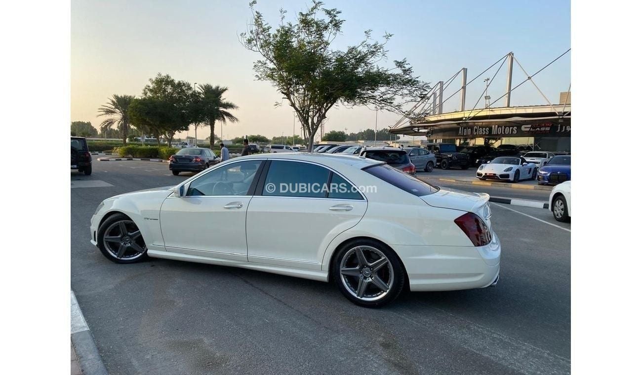 مرسيدس بنز S 550