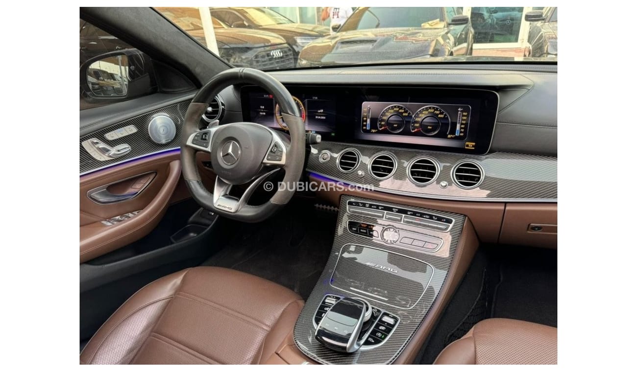 مرسيدس بنز E 63 AMG مرسيدس بنز E63s AMG خليجي بحالة ممتازة بدون حوادث