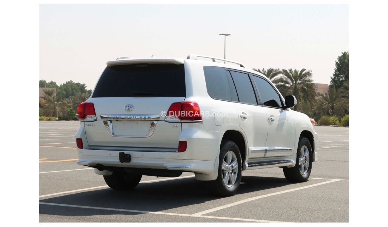 Toyota Land Cruiser 2012 | GXR V8 WITH GCC SPECS AND EXCELLENT CONDITION