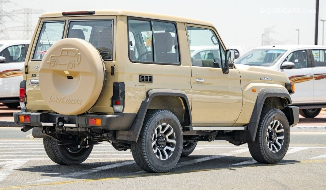 Toyota Land Cruiser Hard Top 4.0 PETROL /// UAE OR EXPORT SALE ALLOWED