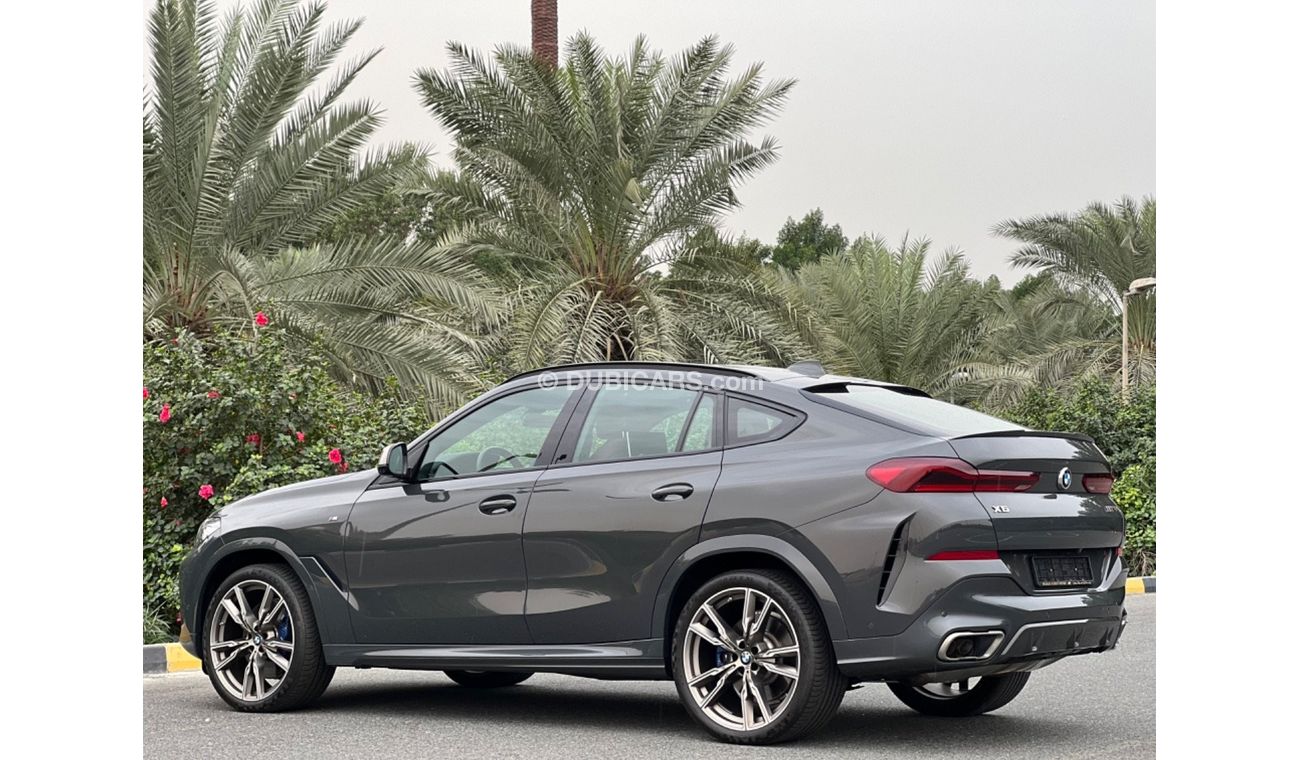 BMW X6 M50i B&W Edition