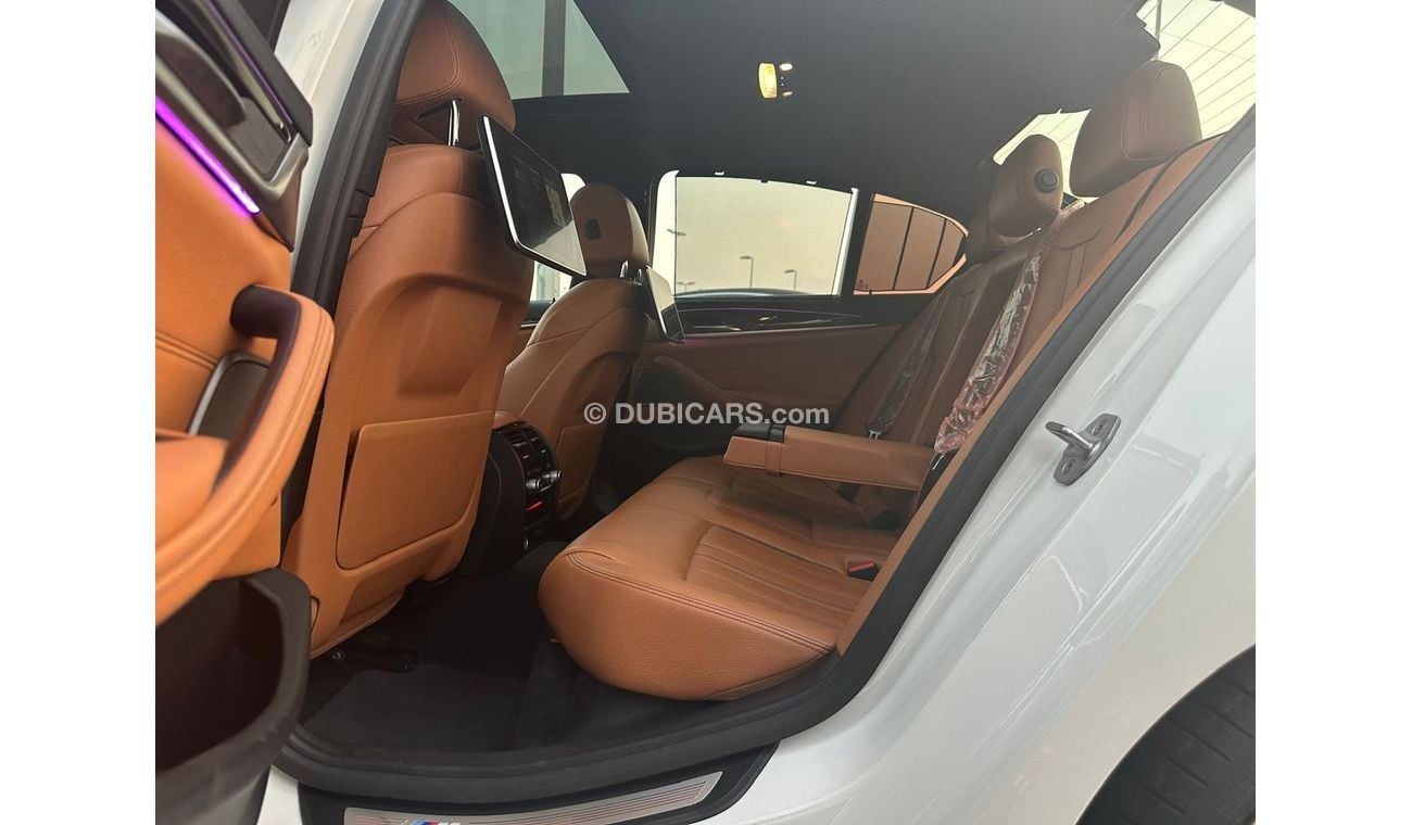 بي أم دبليو 530i BMW 530i _GCC_2018_Excellent Condition _Full option