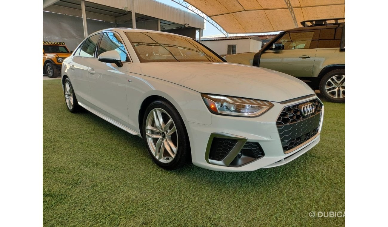 أودي A4 45 TFSI S لاين