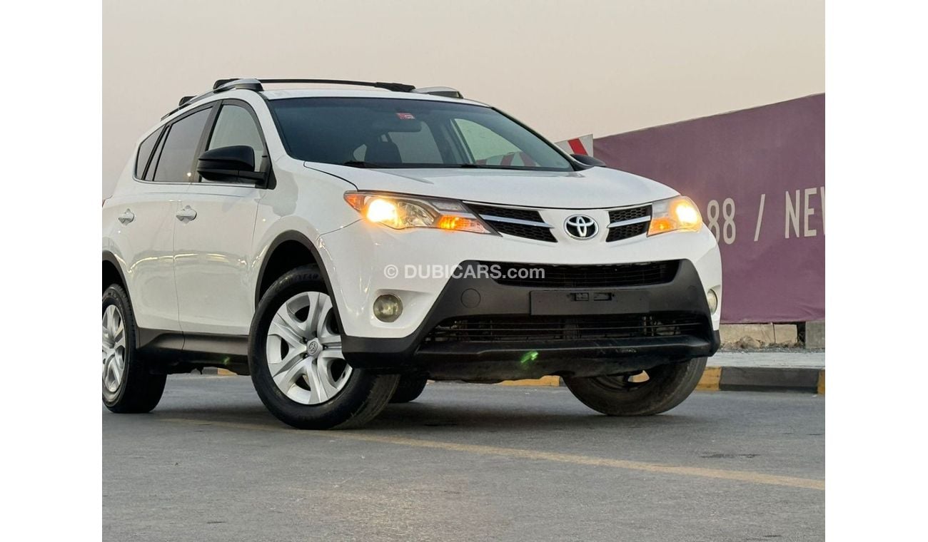 Toyota RAV4 EX 2.5L In excellent condition and requires no expenses