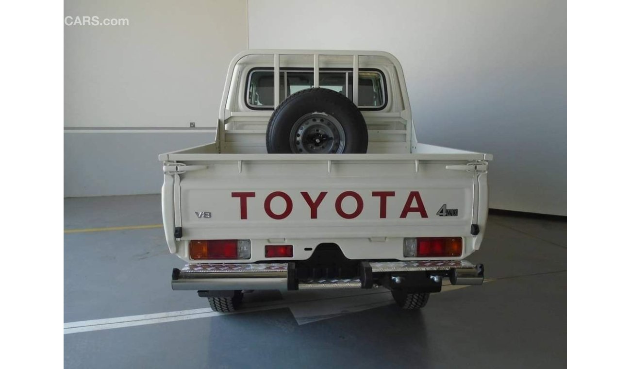 Toyota Land Cruiser Pick Up DC 4.5L V8 Double Cab Diesel 2022MY