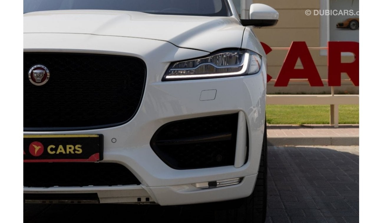 جاكوار F Pace Jaguar F-Pace R-Sport 2018 GCC under Warranty with Flexible Down-Payment.