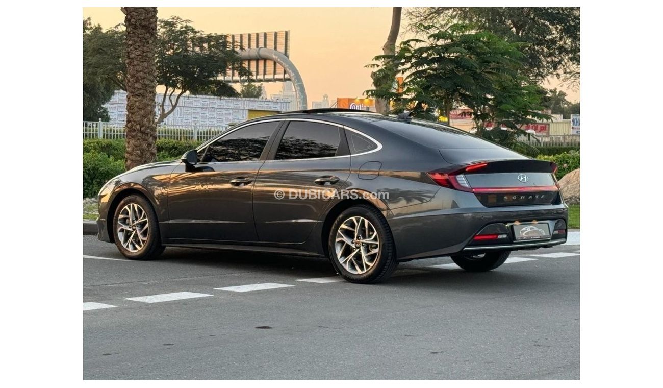 Hyundai Sonata HYUNDAI SONATA 2020 GCC 2.5L FULL OPTIONS UNDER WARRANTY WITH AGENCY SERVICE CONTRAC