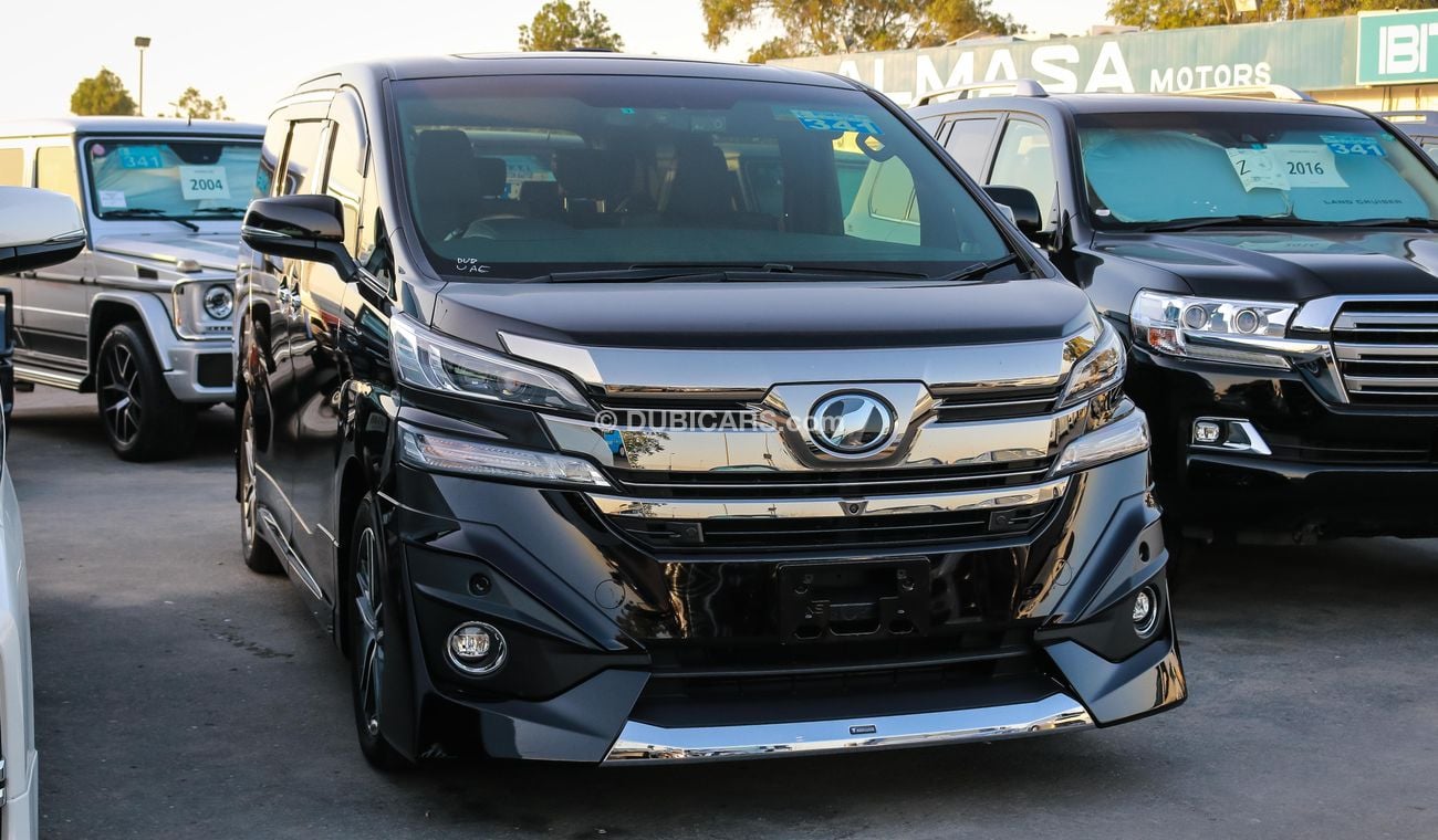 Toyota Vellfire Executive Launge R/H Drive