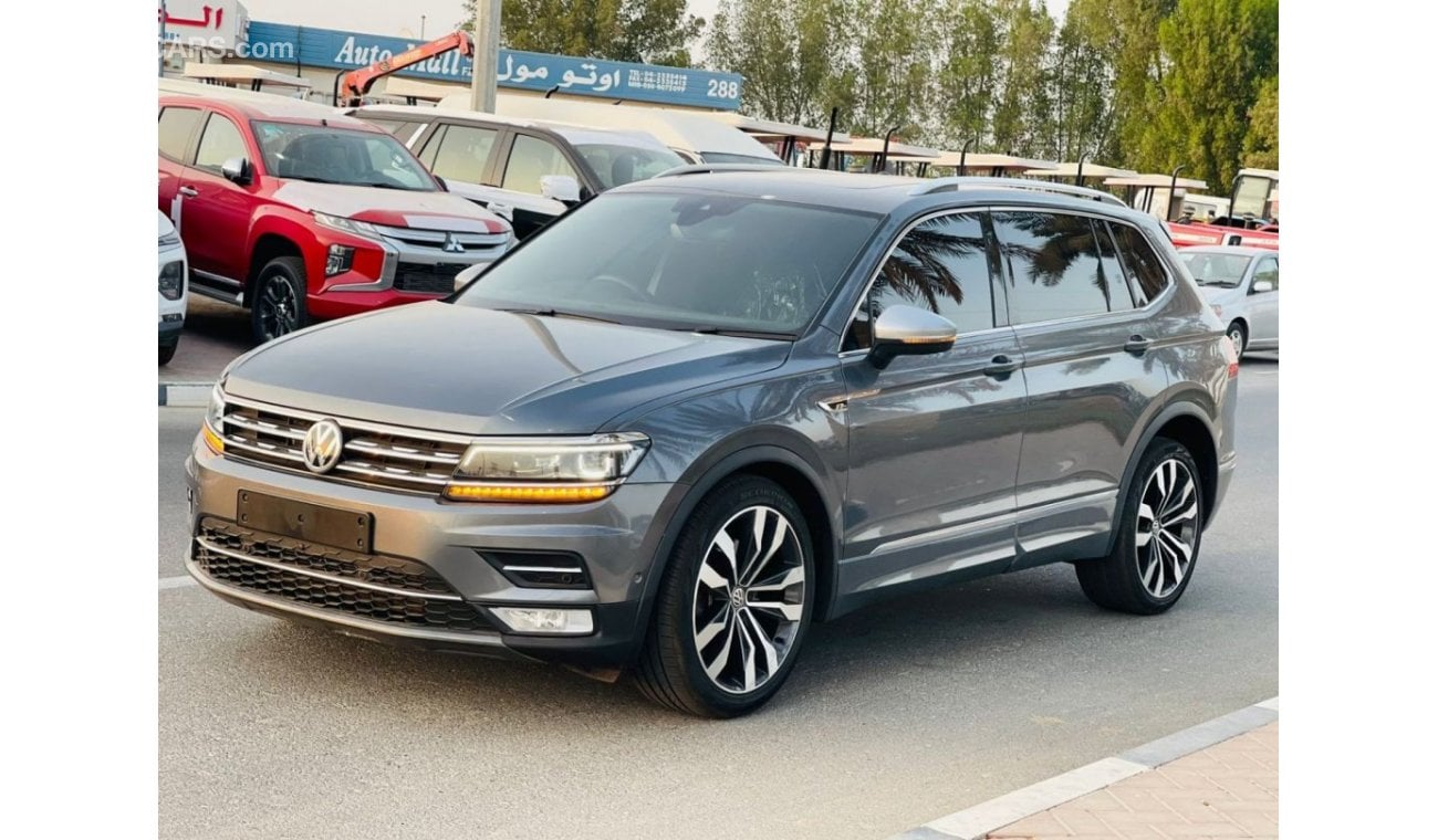 Volkswagen Tiguan English